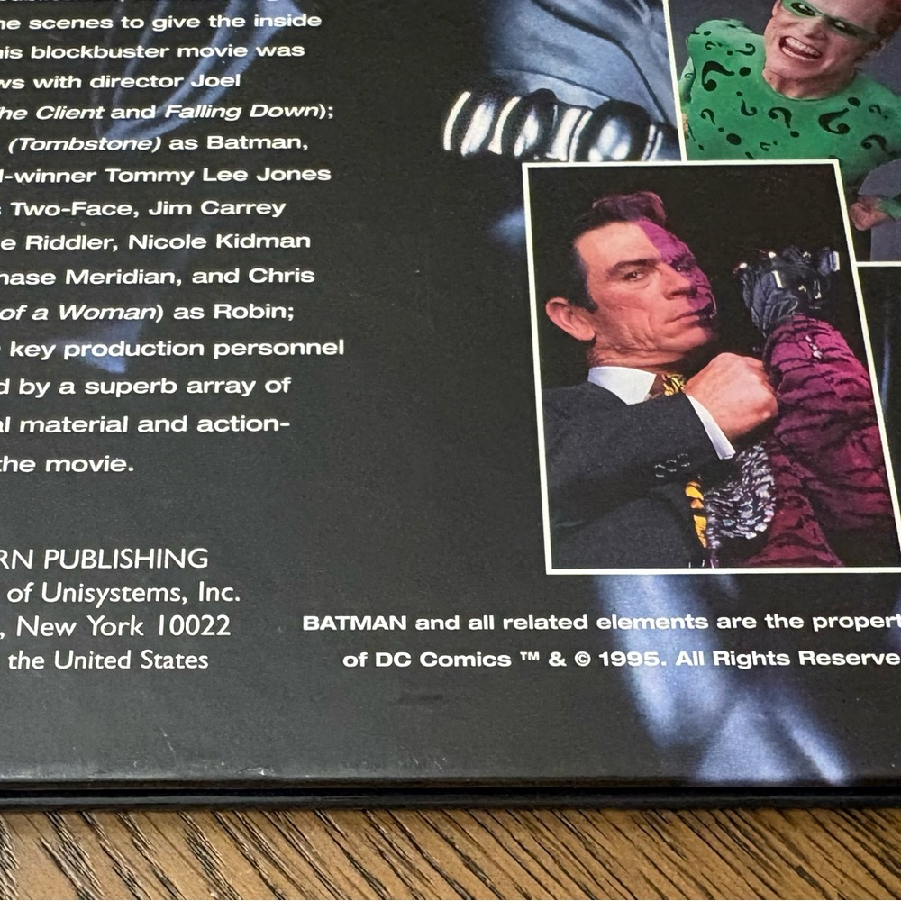 Vintage 1995 Batman Forever The Official Movie Book By Michael Singer
Hardcover - Picture 5 of 16